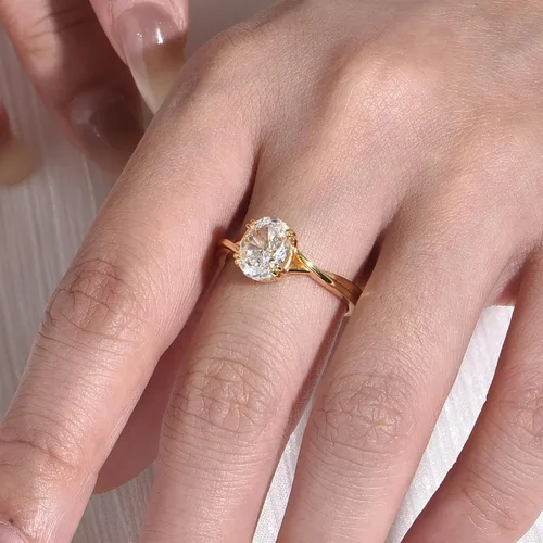 Vista 2 de Anillo de compromiso ovalado para mujer, corte hielo triturado de 2.5 quilates, anillo de compromiso de plata de ley 925 con circonita cúbica