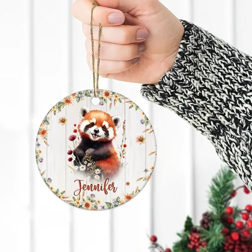 Vista 4 de Hyturtle Adorno de Navidad personalizado para amantes del panda rojo, adorno de cerámica con nombre personalizado de Just A Girl Who Loves Red