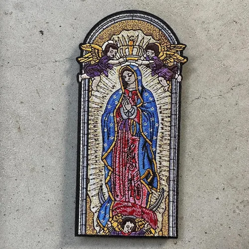 Vista 4 de Parche bordado de la Señora de Guadalupe Mary Jesus