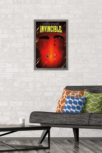 Vista 2 de Invincible - Póster de pared de una hoja de padre e hijo, 22.4 pulgadas de largo x 14.7 pulgadas de ancho, versión enmarcada de madera de granero