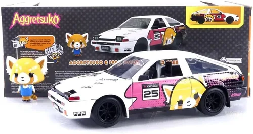Vista 10 de Jada Toys Sanrio 1:24 1986 Toyota Trueno (AE86) - Figura de coche fundido a presión y Aggretsuko, juguetes para niños y adultos (33725)