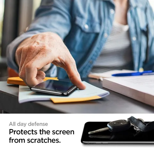 Vista 4 de Spigen Protector de pantalla de vidrio templado [GlasTR EZ FIT] diseñado para iPhone 11 Pro Max/iPhone Xs Max [6.5 pulgadas]