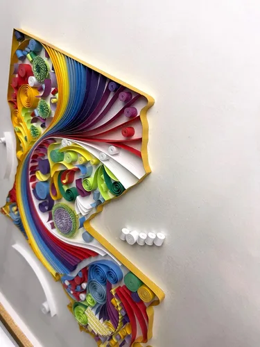 Vista 6 de Quilled Louisiana Map v4 (Handmade) - 16"x20"x1" unfinished hard wood glass frame