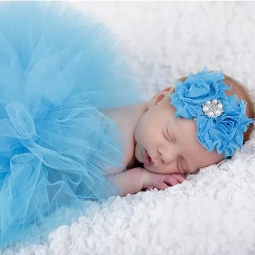 Vista 3 de Conjunto de accesorios de fotografía para recién nacidos, bonito tocado y falda de flores para bebés de 0 a 12 meses, niños y niñas