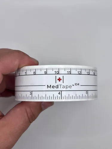 Vista 4 de Regla de medición de heridas autoadhesiva de 8 pulgadas (rollo de 125)