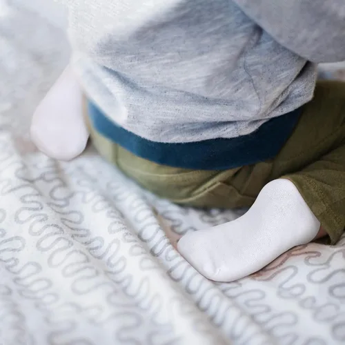 Vista 5 de ZERULETS Calcetines para niños, 20 pares de calcetines de tobillo de corte bajo cortos deportivos para niños y niñas, niños de 1 a 13 años