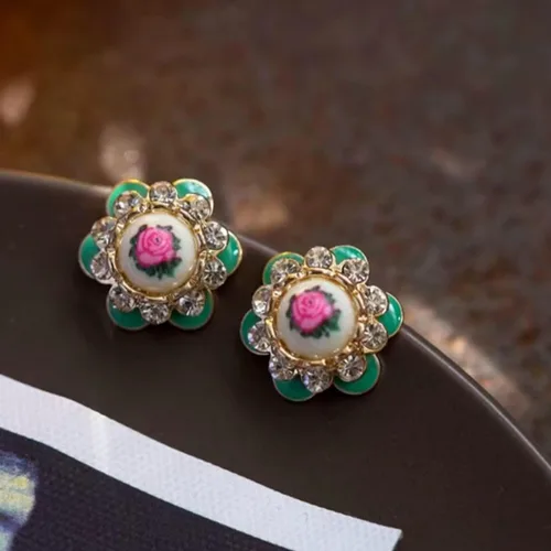 Vista 3 de Aretes de tuerca clásicos con diseño de rosa esmaltada, estilo elegante, diseño de rosa 3D, hipoalergénicos, para mujer
