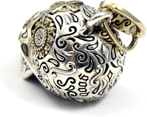 Vista 3 de Colgante de plata de ley 925 con diseño de calavera mexicana de COSUMOSU