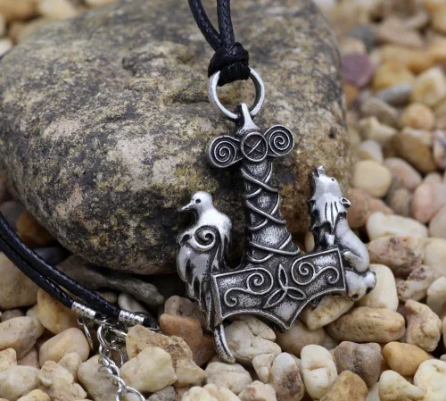 Vista 2 de Collar nórdico Odin Thors Mjolnir vikingo vikingo lobo y cuervo con colgante de pájaros antiguos, No es una piedra preciosa