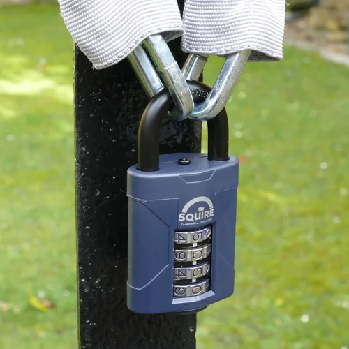 Vista 7 de Squire Candado resistente (CP50) – Grillete de acero resistente – Candado combinado de 4 ruedas – Acero aleado para resistencia a la corrosión