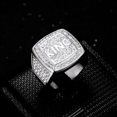 Vista 2 de LAIMIUMIU33 Anillo de rey helado para hombre, anillo cuadrado liso Hip Hop, anillo de acero inoxidable 316, anillos de motociclista radiante
