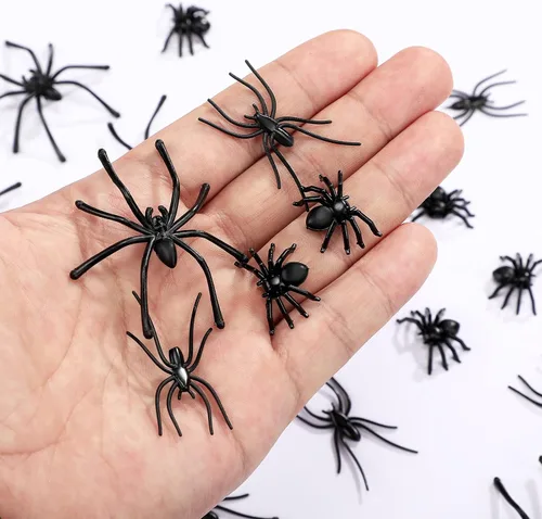 Vista 3 de Civaner 120 arañas de plástico realistas de Halloween, 3 tamaños