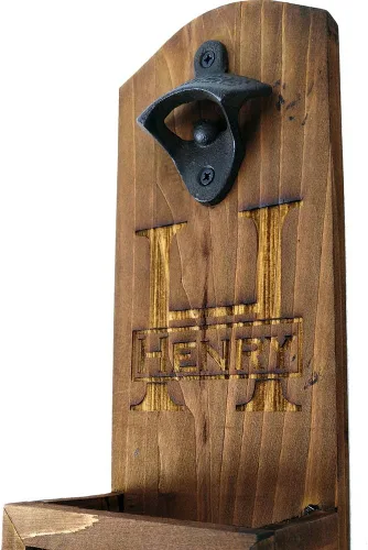 Vista 5 de Abrebotellas de madera de nogal rústico personalizado para montaje en pared con receptor de tapas, padrino de boda, padrino de boda, cumpleaños