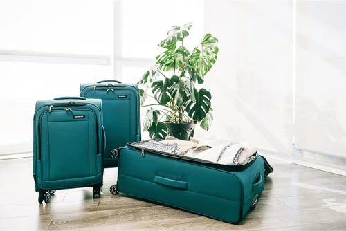 Vista 7 de Samsonite Saire LTE Softside - Maleta expandible con ruedas giratorias, Verde Pino, Saire Lte Softside - Equipaje extensible con ruedas giratorias