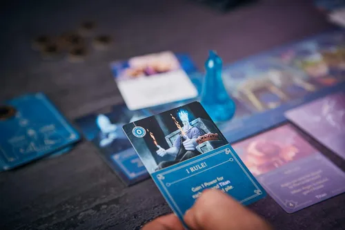 Vista 6 de Ravensburger Disney Villainous Wicked to The Core - Juego de mesa de estrategia para niños y adultos a partir de 10 años - Se puede jugar como un