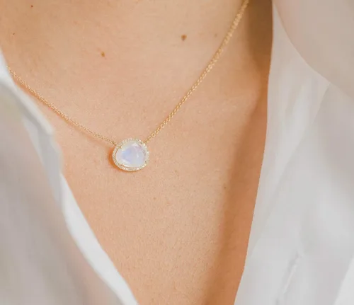 Vista 4 de Diamond Moonstone Necklace 14k Solid Gold Moonstone Necklace