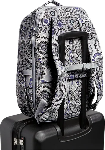 Vista 7 de Vera Bradley Mochila grande de algodón para mujer, Medallón Tranquil - Algodón Reciclado