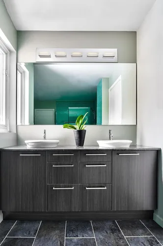 Vista 6 de Eurofase Olson - Barra de baño de 24 pulgadas, 20 W, 4 LED, acabado cromado
