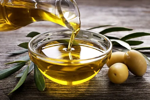 Vista 8 de Sanniti Laudemio Aceite de oliva virgen extra orgánico Fattoria di Maiano, ganador del premio de oro en la competencia mundial de aceite de oliva