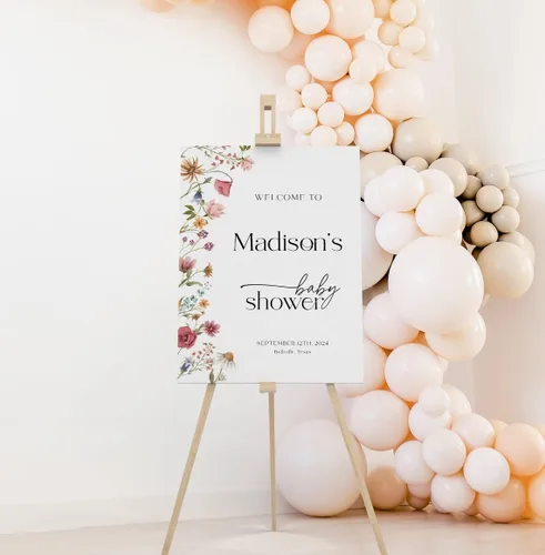 Vista 23 de Cartel de bienvenida de baby shower, cartel de bienvenida editable con texto en inglés "It's a Girl Woodland", letrero de bienvenida de baby shower