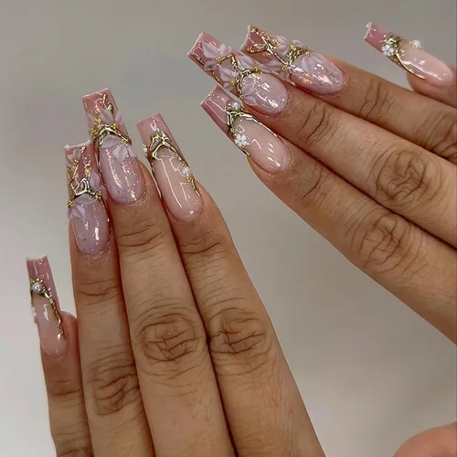 Vista 22 de MISUD Uñas Postizas - Uñas Largas Forma Ataúd con Pegamento en Negro Gótico, Diseño Acrílico Gótico de Rosa 24 piezas