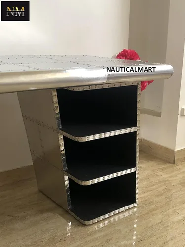 Vista 4 de NauticalMart Escritorio ejecutivo de aviador grande, estantería de cajón, ala de avión (60 pulgadas)