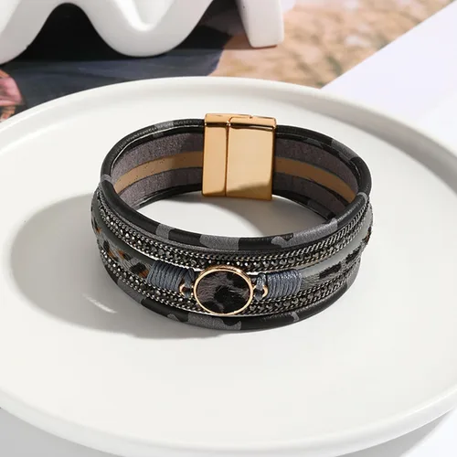 Vista 2 de Long tiantian Pulsera de leopardo para mujer, pulsera apilada con cierre multicapa de cuero bohemio con cristal de perla