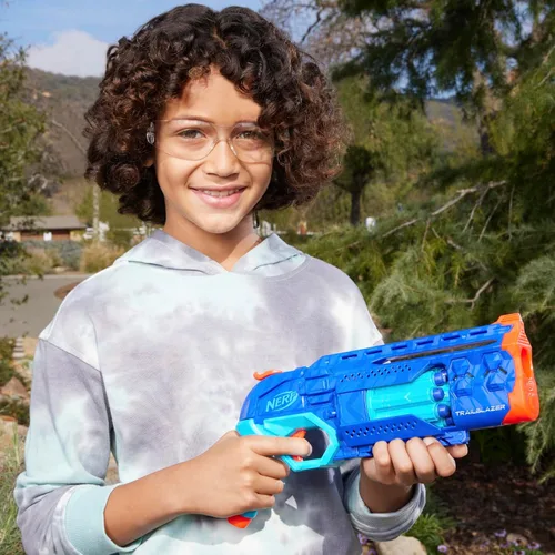 Vista 7 de Nerf Elite 2.0 Trailblazer RD-8 Blaster, diseño de color Wild Edition, tambor giratorio de 8 dardos, acción de martillo, 16 dardos de élite, riel