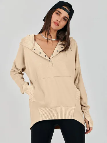 Vista 2 de ANRABESS Sudadera casual con botones y cuello en V para mujer, sudadera de gran tamaño con capucha y bolsillos