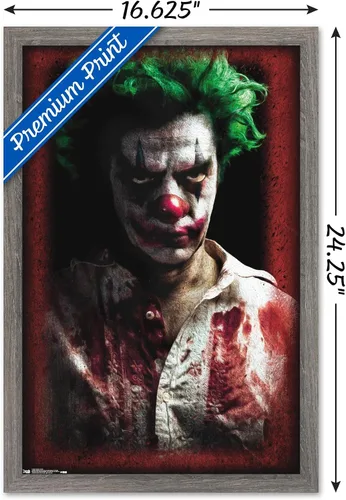 Vista 3 de Trends International Póster de pared de payaso psicópato, 14.725 x 22.375 pulgadas, versión enmarcada de madera de granero