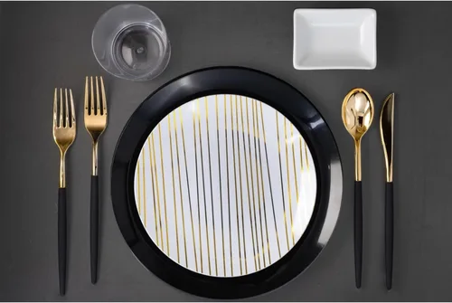 Vista 4 de Trendables Paquete de 120 tenedores de plástico resistente de dos tonos, impresionante tenedor de plástico desechable de doble color negro y dorado