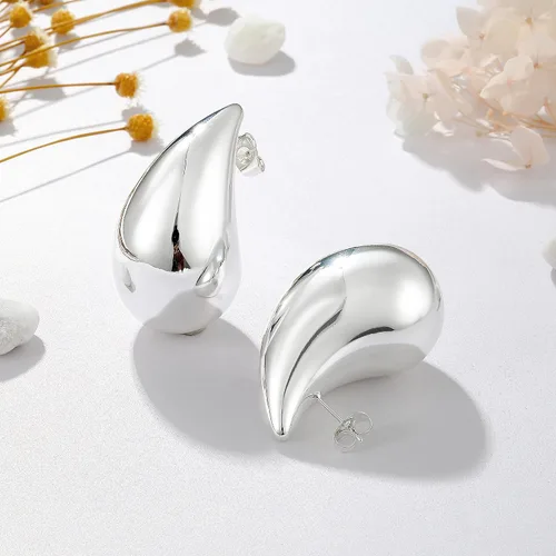 Vista 7 de Gold Earrings for Women Girls,14K Gold Plated Lightweight Gold Hoop Earrings Hypoallergenic Earrings for Women Trendy Fashion Jewelry Gifts