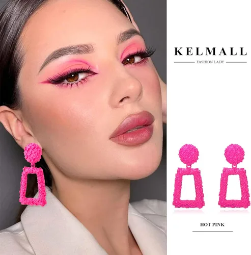Vista 6 de Aretes geométricos con rectángulo colgante de oro, aretes modernos llamativos para mujer, colección KELMAL