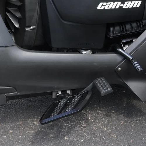 Vista 5 de Show Chrome Tablas de suelo de conductor de combate para Can-Am Ryker aluminio negro ajustable extendido estribos más anchos reposapiés 600, 900
