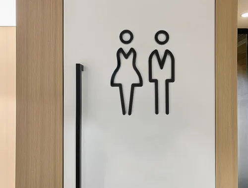 Vista 4 de Letrero de baño acrílico con respaldo adhesivo para hombres y mujeres, letreros de puerta de baño, letreros de baño para negocios, señalización