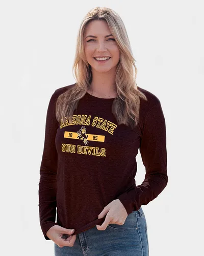 Vista 20 de Blue 84 NCAA - Camiseta de manga larga con licencia oficial de la NCAA para mujer, color del equipo atlético