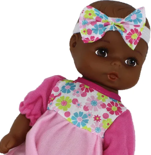 Vista 4 de Muñeca Goldberger Doll Baby's First de 11" Bebé Clásico Afroamericano Softina para la Hora del Baño con Piel que Se Siente Tan Real