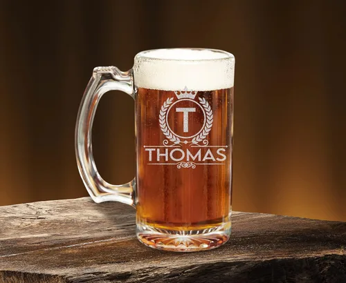 Vista 2 de Tazas de cerveza personalizadas con monograma con nombre grabado, aniversario, boda, inauguración de la casa (12 onzas)