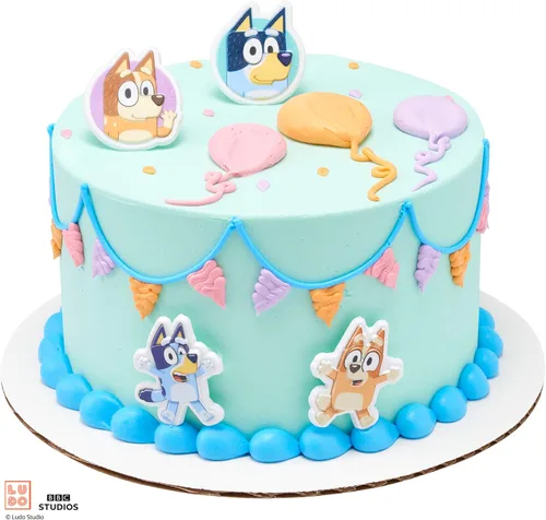 Vista 6 de DecoPac Bluey So Much Fun Anillos, 24 decoraciones para cupcakes con Bluey, Bingo, Bandit y Chilli, 3D seguros para alimentos, paquete de 24