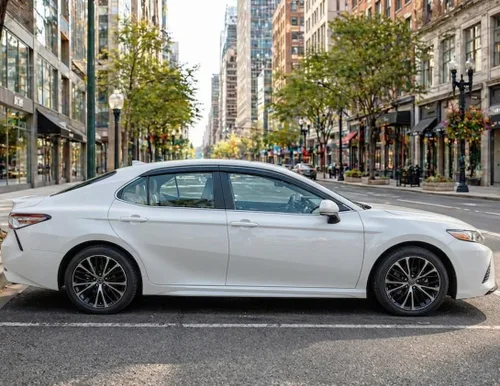 Vista 2 de 2018-2024 Deflectores de visor de ventana lateral adhesivo para Toyota Camry XV70 L LE SE XLE XSE híbrido, protectores de lluvia tintados oscuros