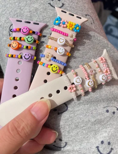 Vista 7 de Heesch Dijes Elásticos con Cuentas para Correa de Reloj Compatibles con Apple Watch de 38/40/41/42/44/45/49mm, Lindas Cuentas Decorativas Anillos