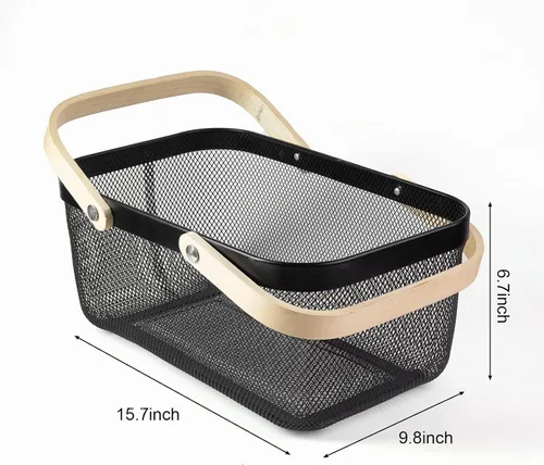 Vista 3 de Cesta portátil de cosecha de jardín, diseño de malla, cesta de almacenamiento de alambre con mango de bambú natural, cesta de malla con asa