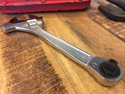 Vista 8 de Llave ajustable de minería Proferred T10001 con martillo, acabado cromado, 12 pulgadas