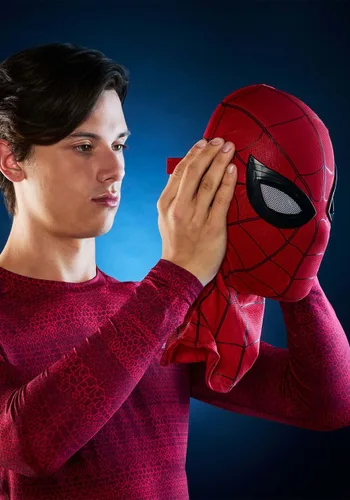 Vista 3 de Spider-Man: Homecoming Marvel Legends Máscara Electrónica Expresiva Multicolor