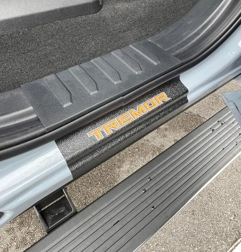 Vista 3 de Capa protectora para umbral de puerta - Compatible con Super Duty 2023-2026