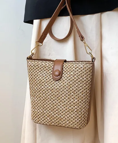 Vista 8 de Bolso cruzado de paja para mujer, bolso de hombro hecho a mano de ratán para playa, correas de cuero tejidas a mano, bolso de mano de paja