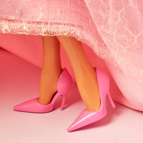 Vista 4 de Barbie 2023 Día De Muertos x Muñeca Magnolia Rosa Edición Limitada, HJX16