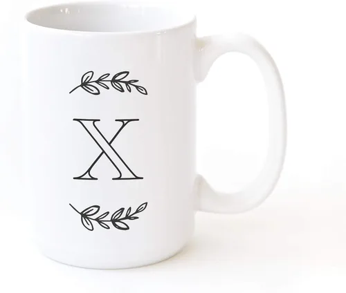 Vista 21 de The Cotton & Canvas Co. Manhattan Wreath - Taza de café personalizada con monograma inicial con letra A, taza de café de cerámica de porcelana. Para