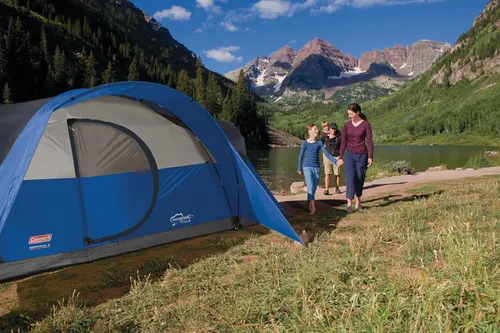 Vista 6 de Coleman Montana Camping Tent with Rainfly, Weatherproof Family Tent Sets Up in 15 Mins, Fits Multiple Airbeds