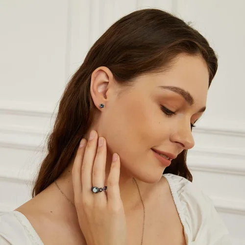 Vista 3 de Opaltop - Anillo de compromiso chapado en negro con ópalo de fuego blanco y amatista tallas 5 a 10 para niñas y mujeres latín 8 negro aro